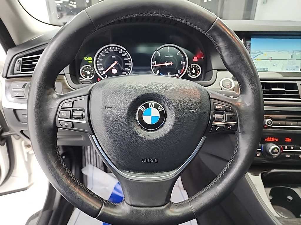 BMW 5 Series - Vista 9