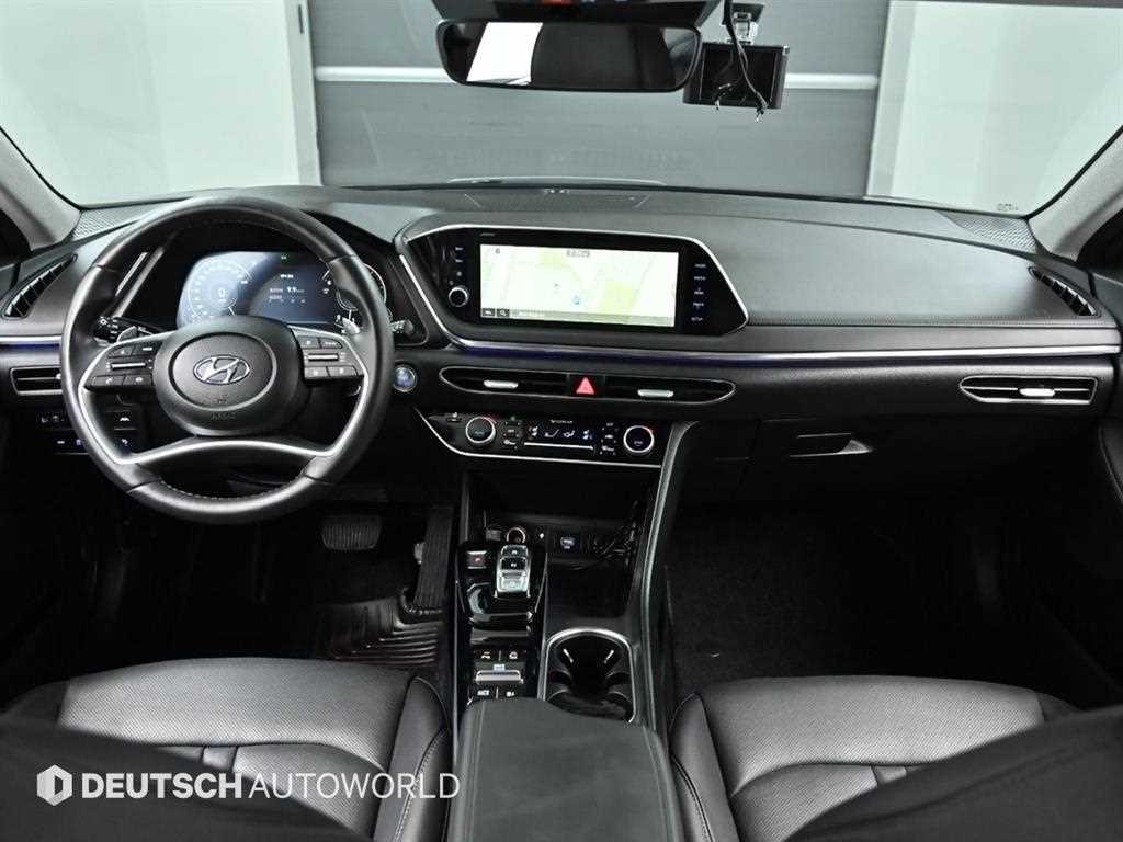 HYUNDAI Sonata - Vista 7