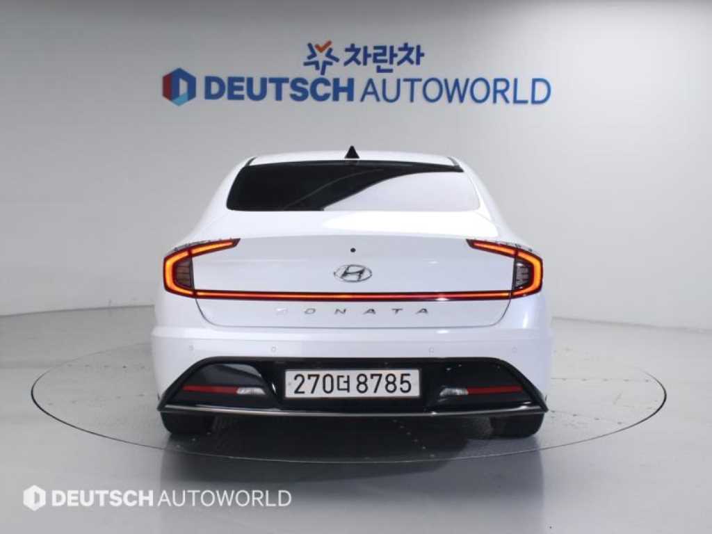 HYUNDAI Sonata - Vista 5