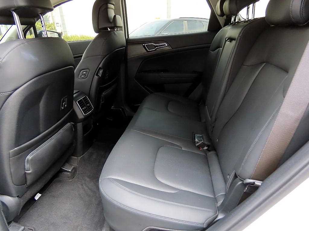 KIA Sportage - Vista 6