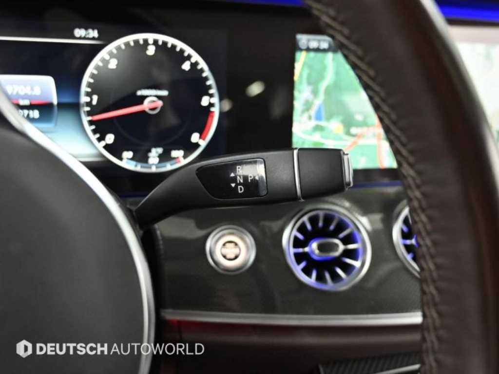 Mercedes Benz CLS Class - Vista 9