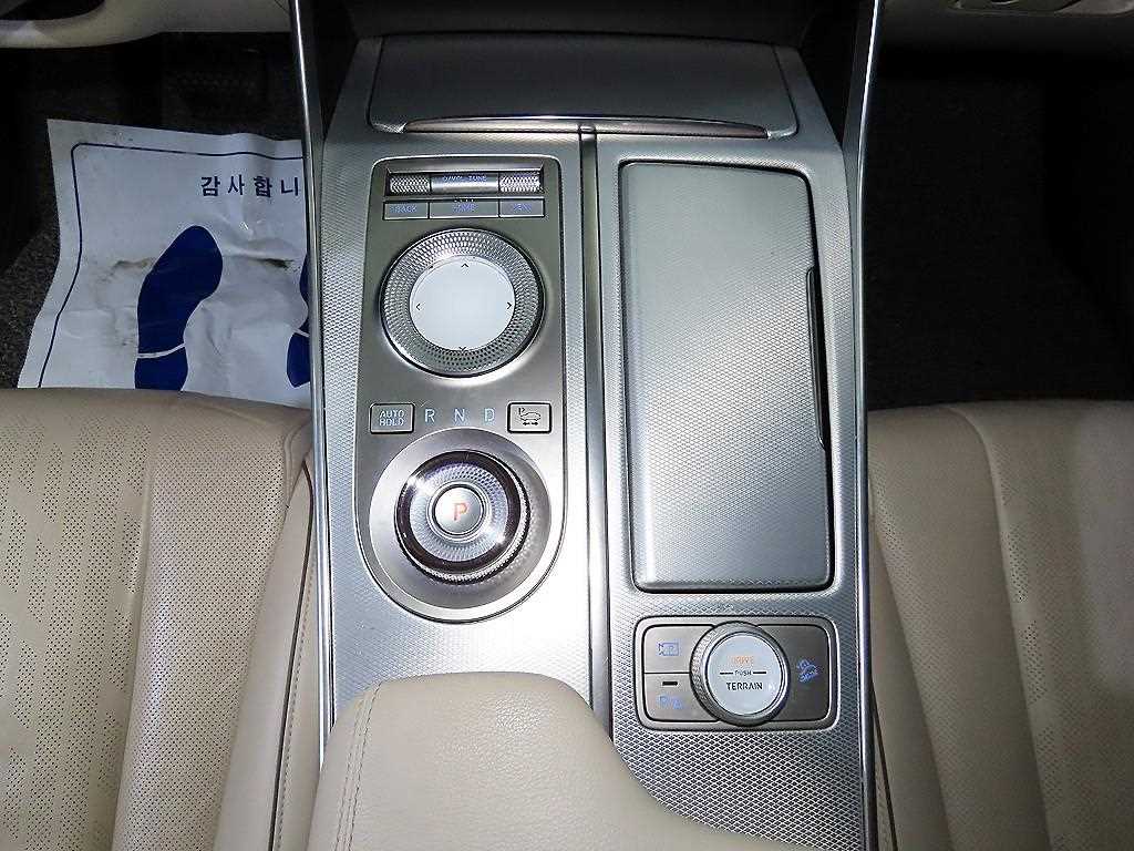 Genesis GV80 - Vista 12