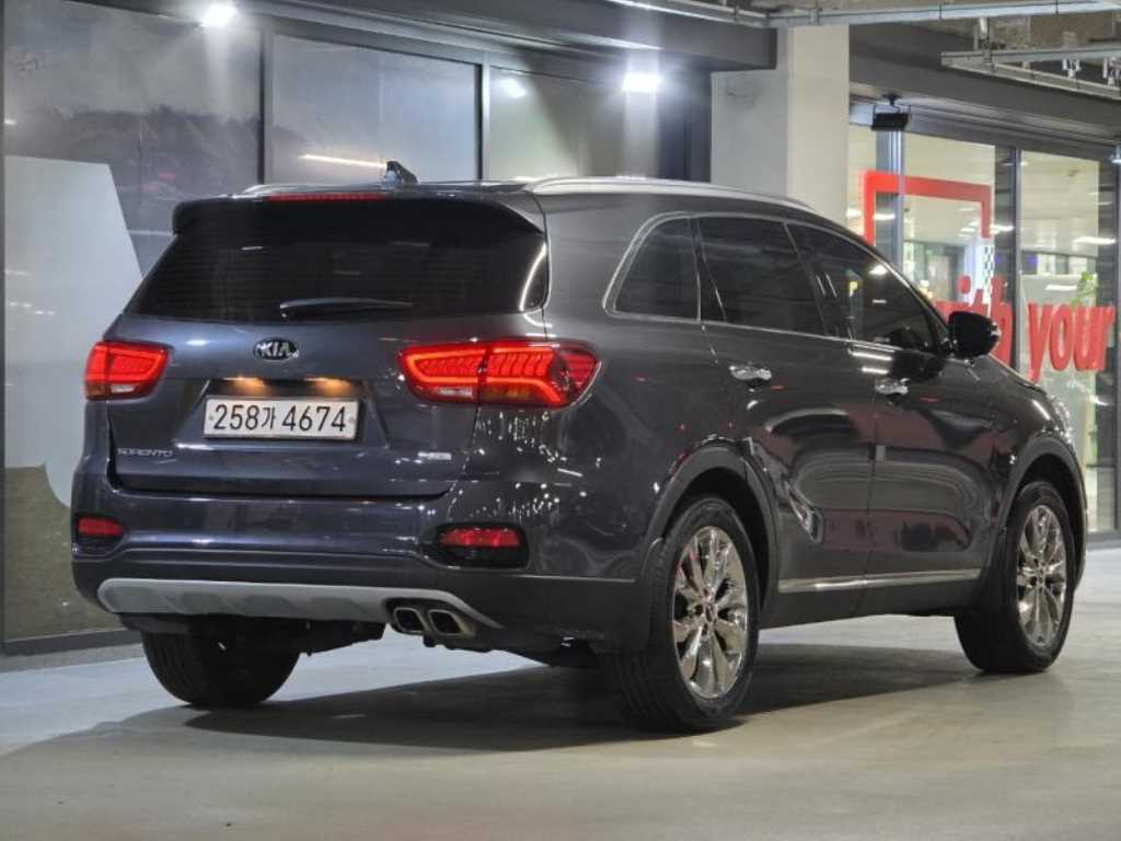 KIA Sorento - Vista 4