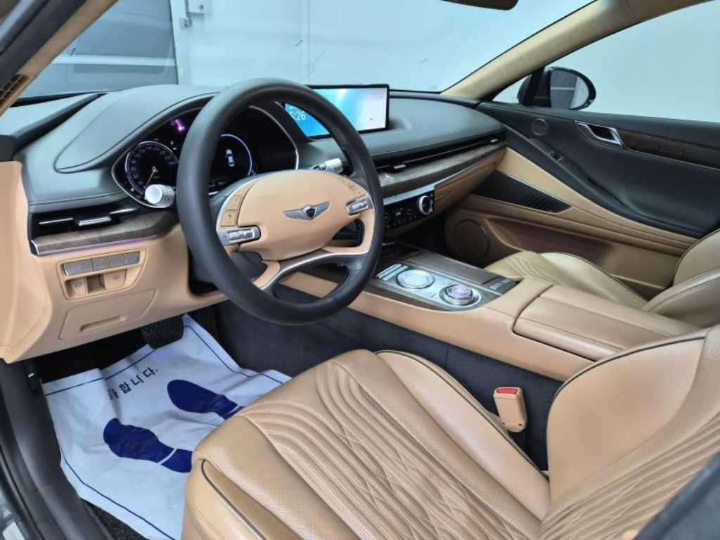 Genesis G80 - Vista 9