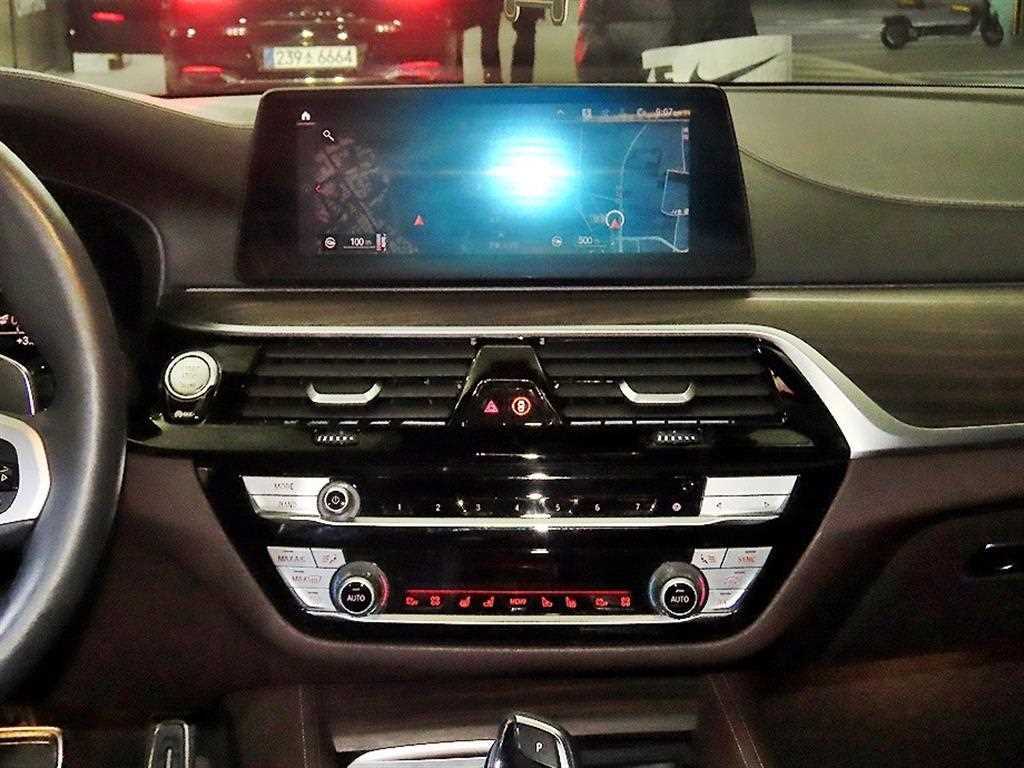 BMW 5 Series - Vista 11