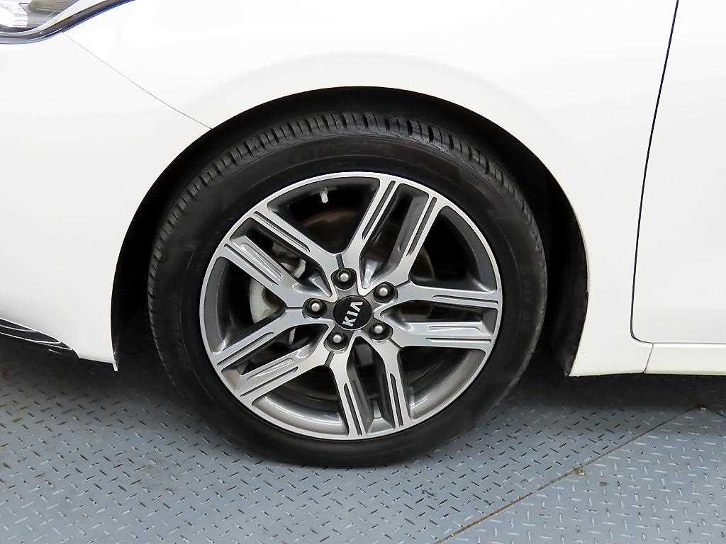 KIA K3 2021 Blanco - Importación desde Corea - HF Imports Iquique - Foto 19