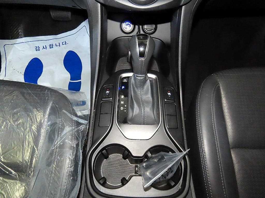 HYUNDAI Santa Fe - Vista 12