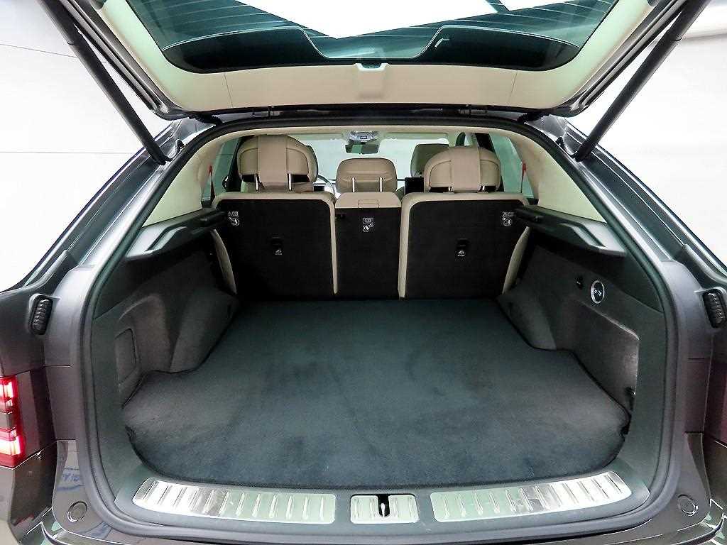 Genesis GV80 2024 Verde - Importación desde Corea - HF Imports Iquique - Foto 17