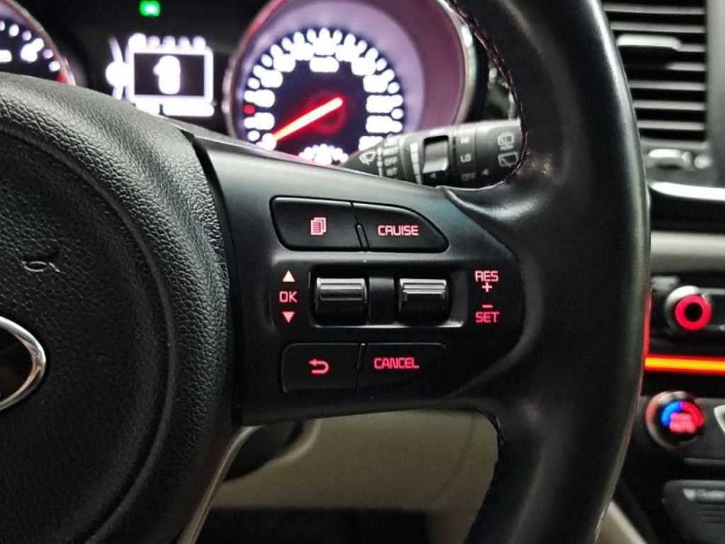 KIA Carnival 2017 Blanco - Importación desde Corea - HF Imports Iquique - Foto 13