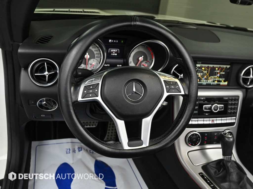 Mercedes Benz SLK Class 2015 Blanco - Importación desde Corea - HF Imports Iquique - Foto 13