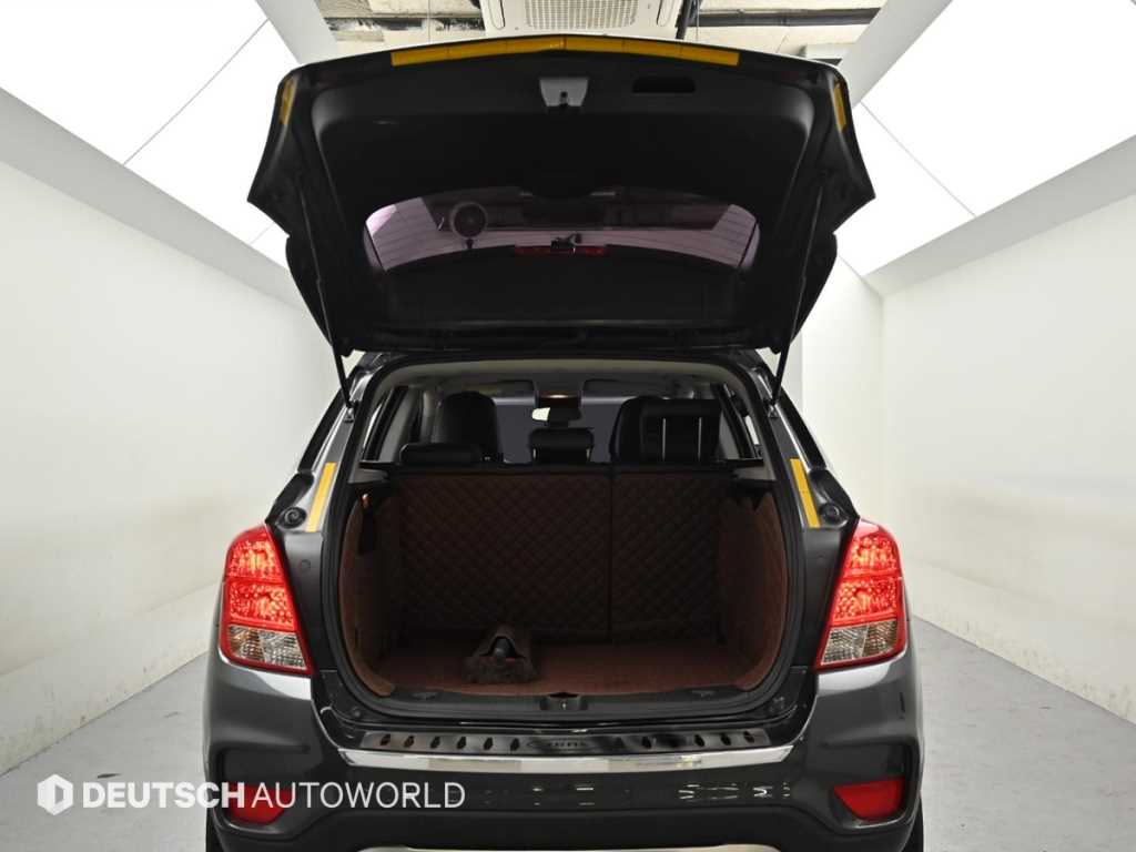 Chevrolet Trax 2018 Gris - Importación desde Corea - HF Imports Iquique - Foto 19