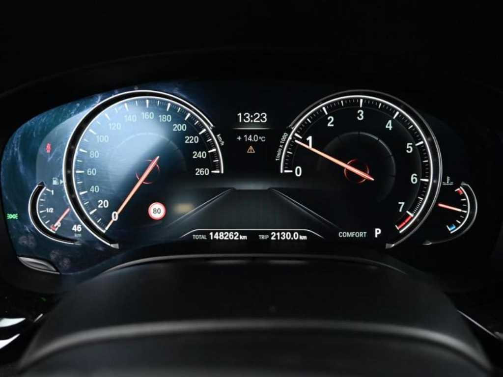 BMW 5 Series - Vista 6