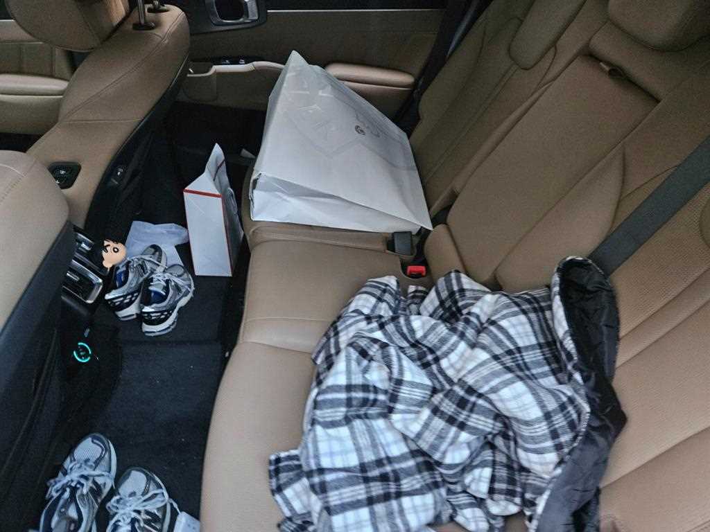 KIA Sorento - Vista 7