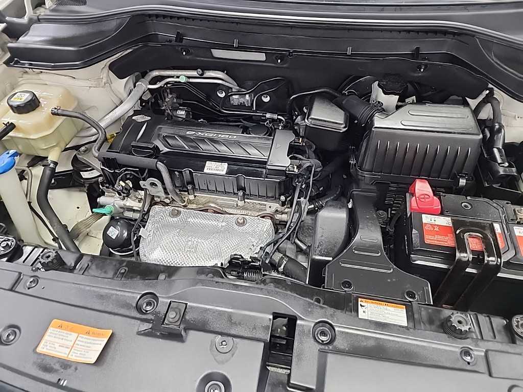 Ssangyong Tivoli - Vista 5