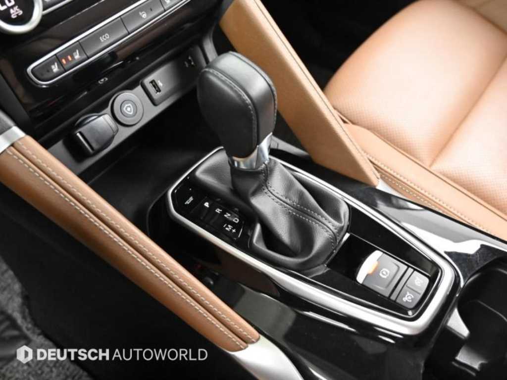 SAMSUNG QM6 - Vista 9