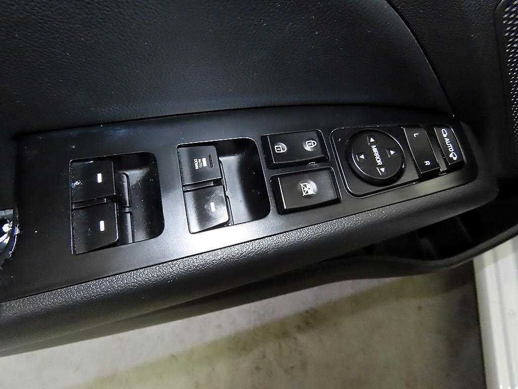 HYUNDAI Avante 2020 Blanco - Importación desde Corea - HF Imports Iquique - Foto 13