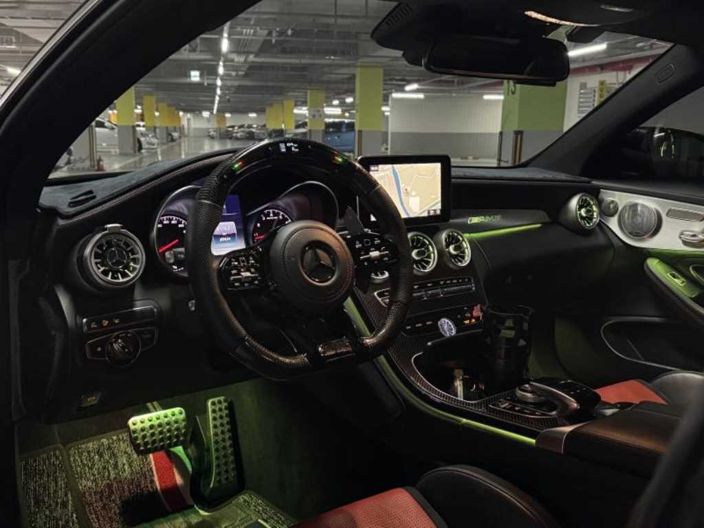 Mercedes Benz C Class - Vista 9