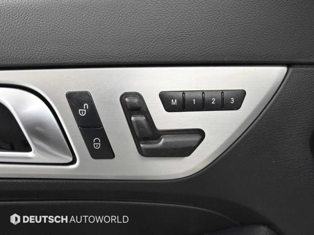 Mercedes Benz SLK Class 2015 Blanco - Importación desde Corea - HF Imports Iquique - Foto 16