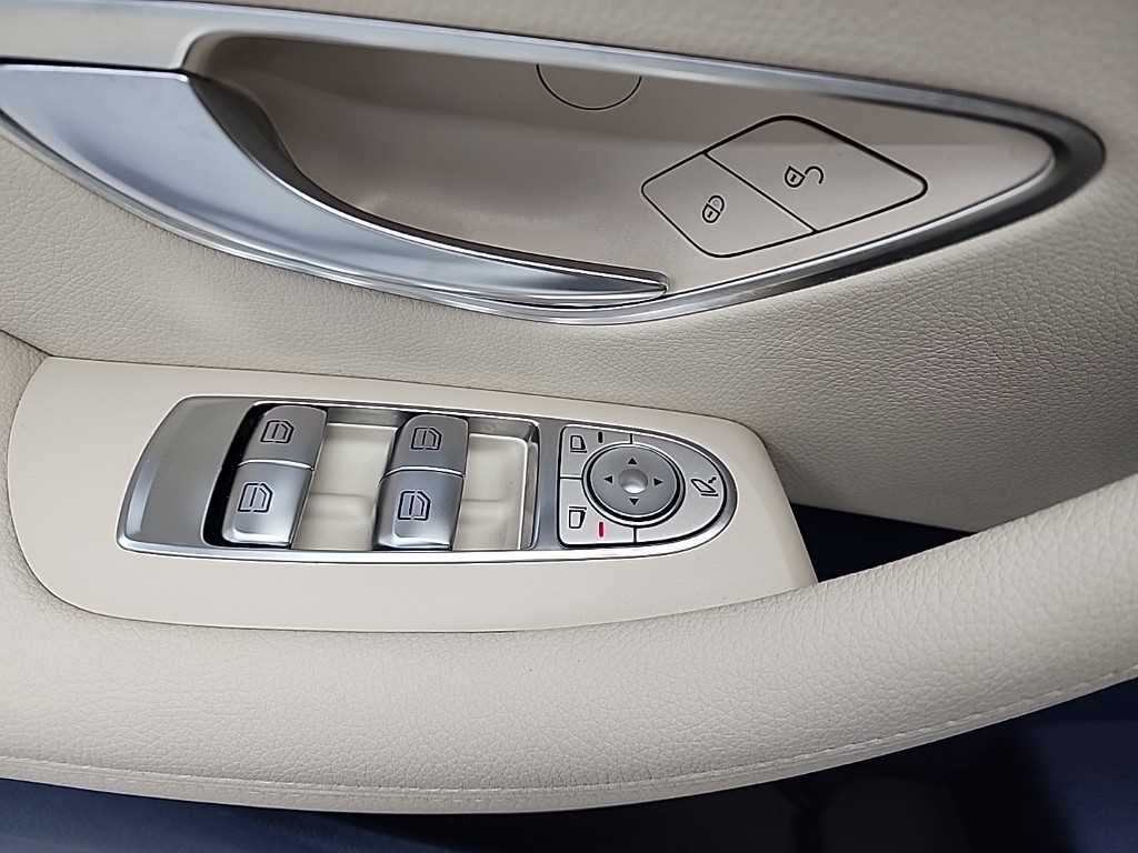 Mercedes Benz E class 2019 Blanco - Importación desde Corea - HF Imports Iquique - Foto 18