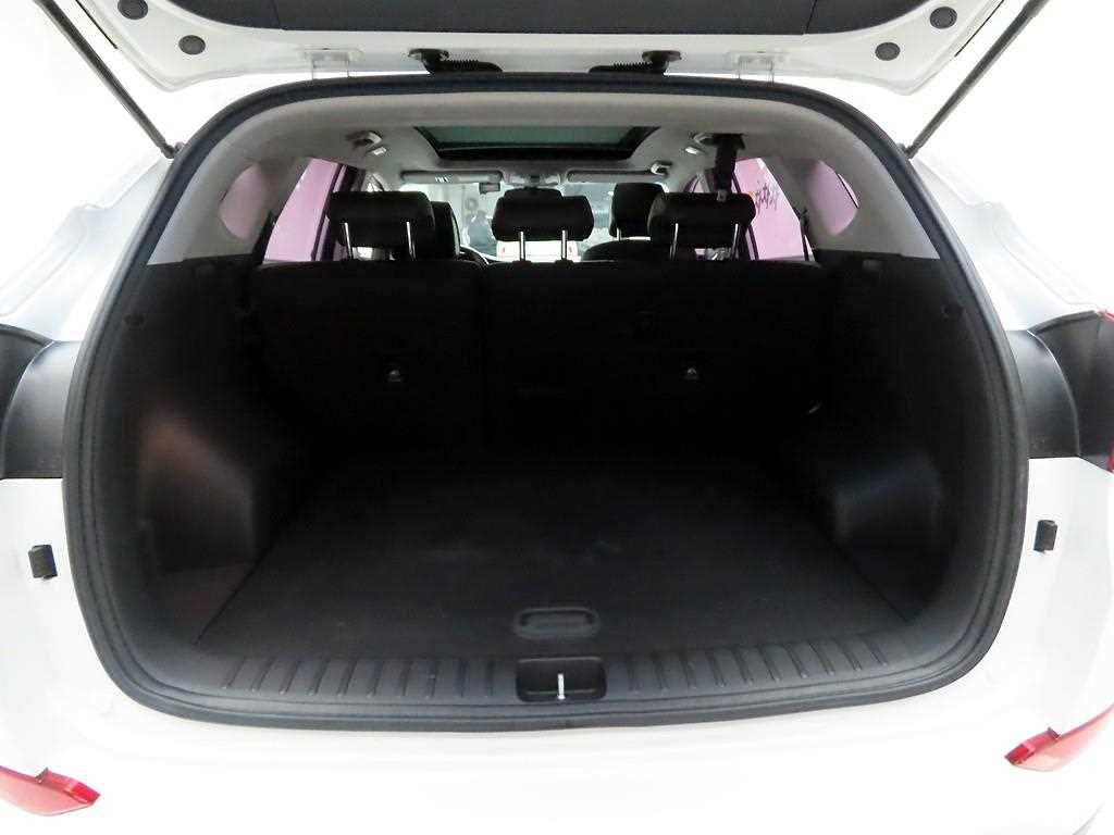 HYUNDAI Tucson - Vista 5