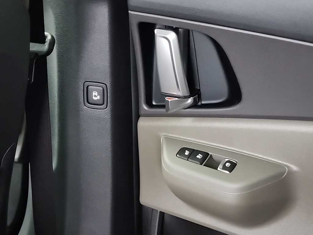 KIA Carnival 2025 Negro - Importación desde Corea - HF Imports Iquique - Foto 14