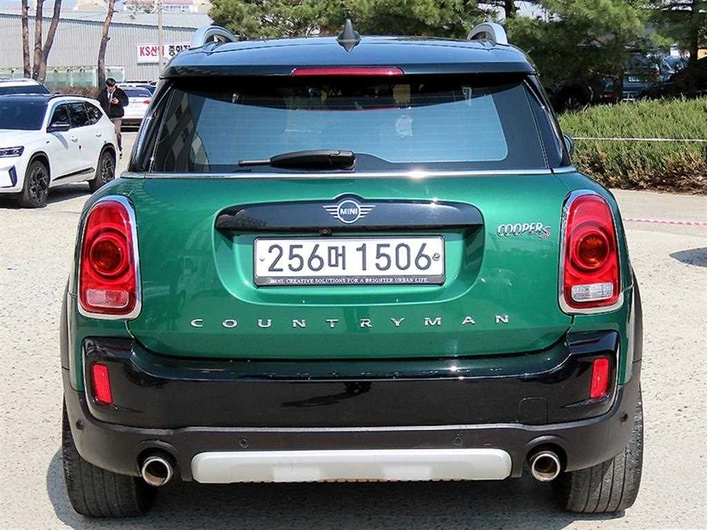 Mini Countryman - Vista 4