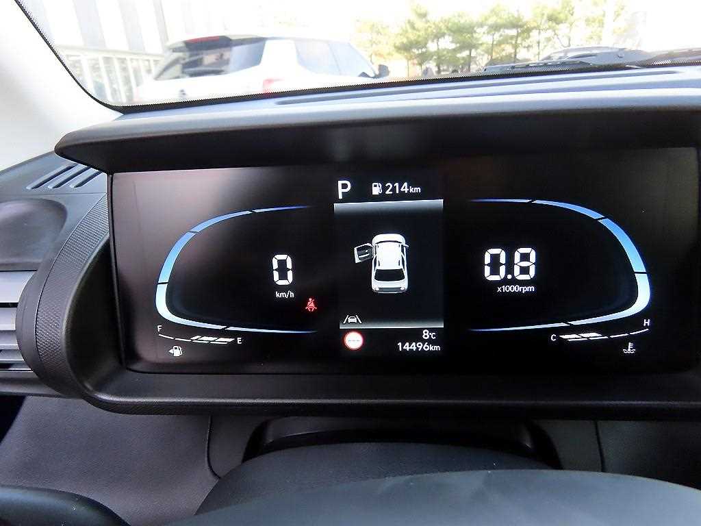 HYUNDAI Casper - Vista 9