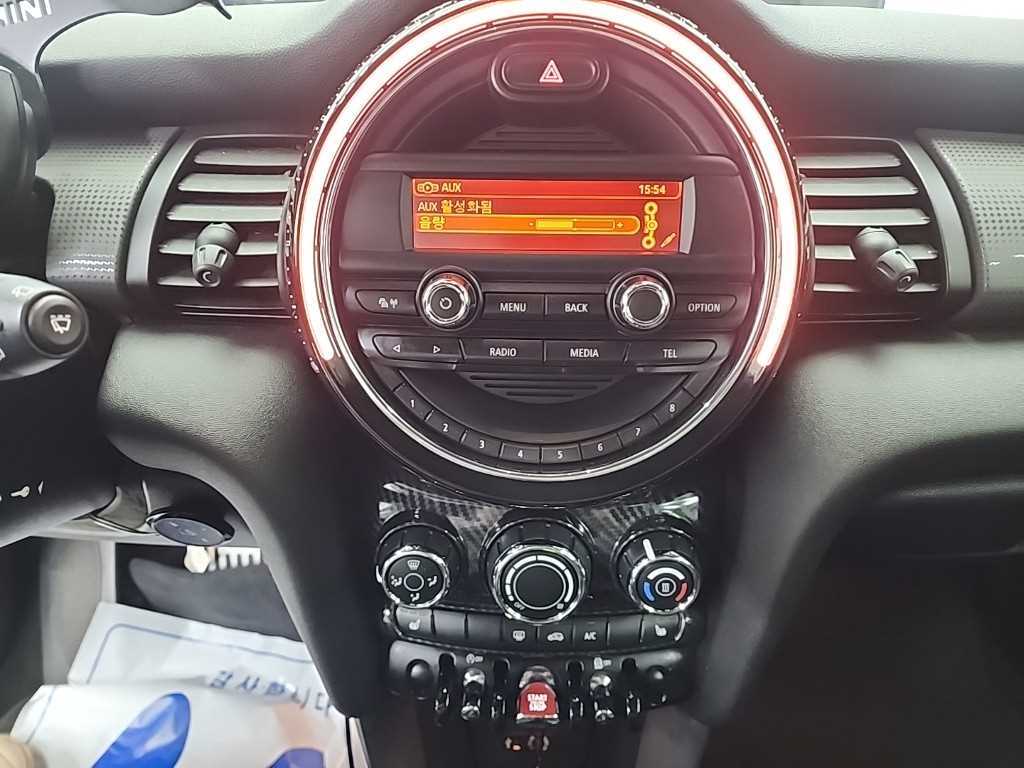 Mini Cooper - Vista 10