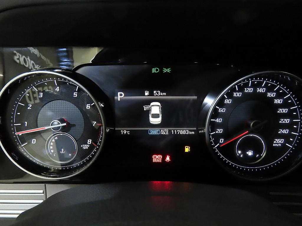 HYUNDAI Grandeur - Vista 9