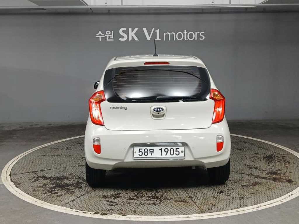 KIA Morning - Vista 5