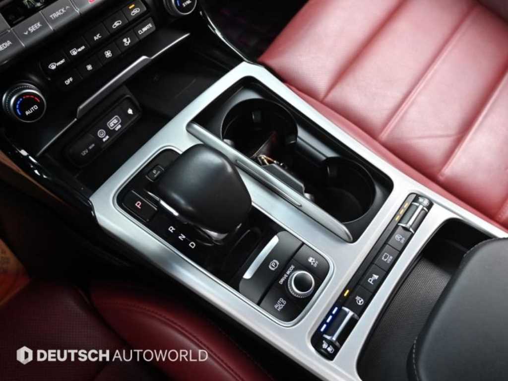 KIA Stinger - Vista 9