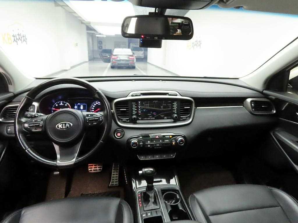 KIA Sorento - Vista 7