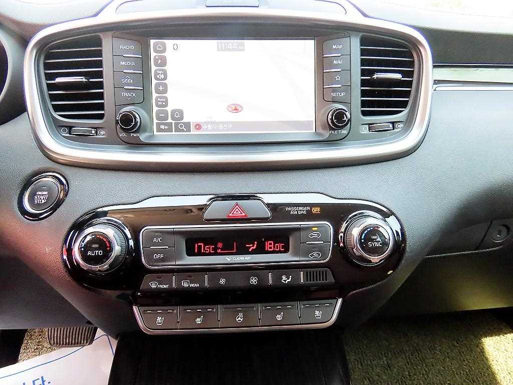 KIA Sorento 2018 Gris - Importación desde Corea - HF Imports Iquique - Foto 13