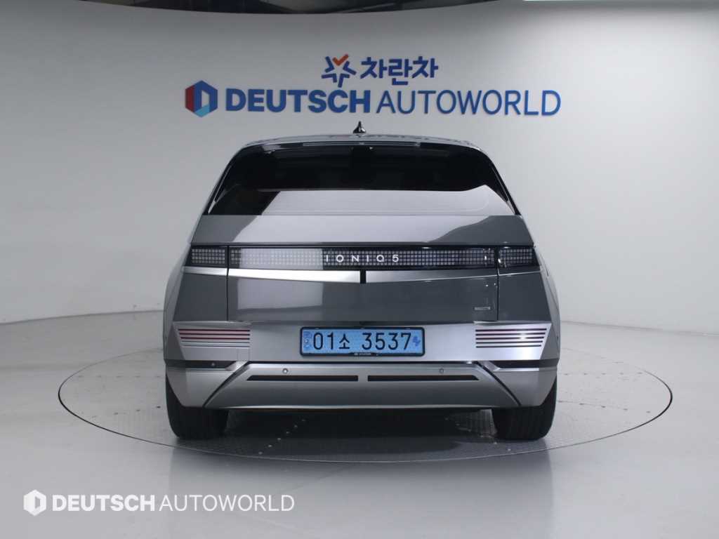 HYUNDAI Ioniq 5 - Vista 4