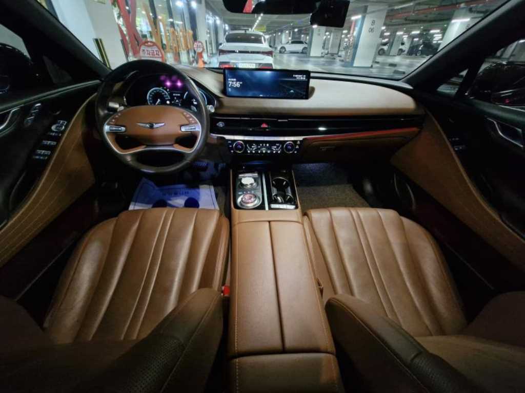 Genesis G80 - Vista 6