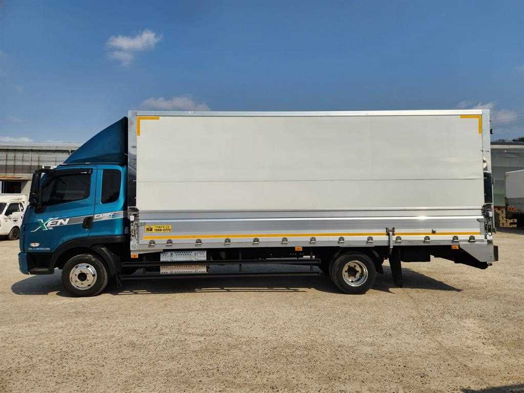 medium and large cargo truck - Vista 4