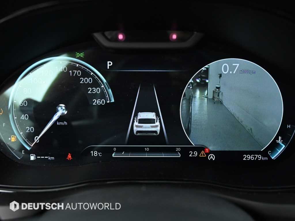 Genesis GV70 - Vista 8