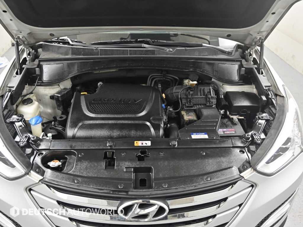 HYUNDAI Santa Fe - Vista 6