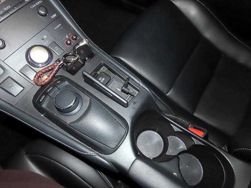 Lexus CT 2017 Blanco - Importación desde Corea - HF Imports Iquique - Foto 13