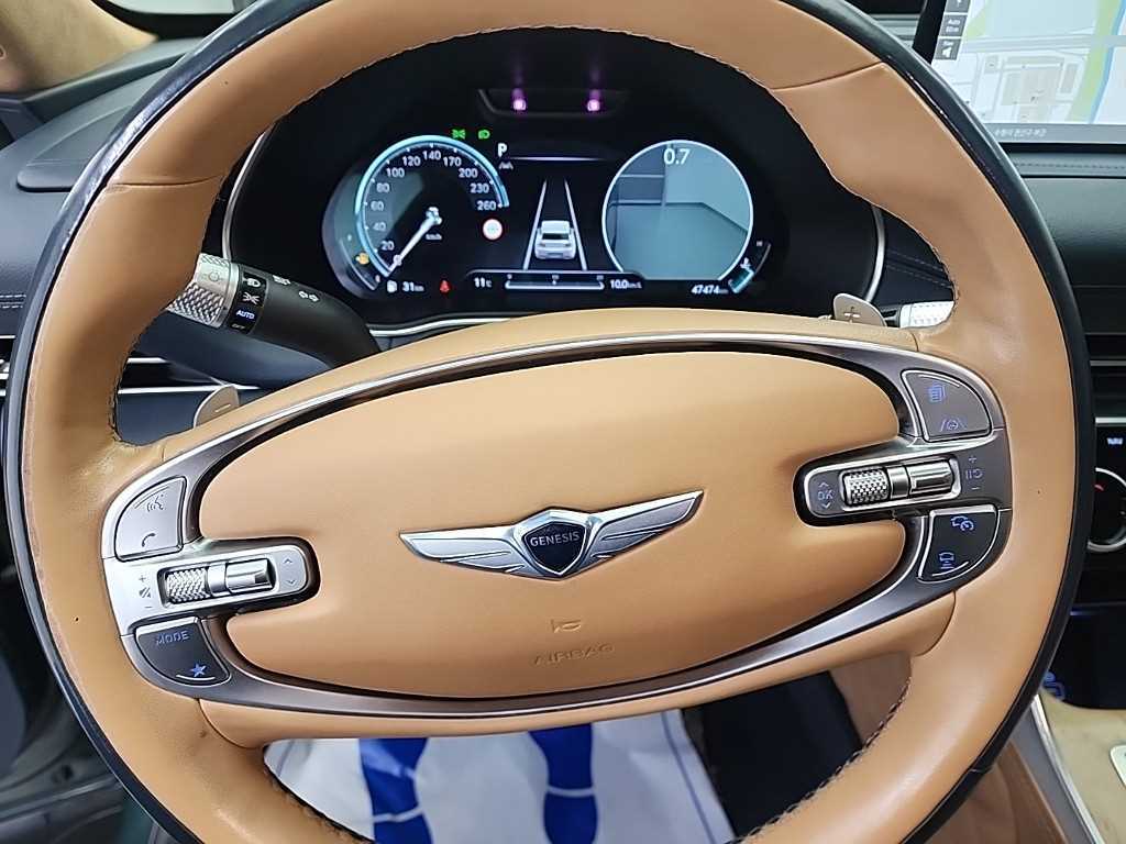 Genesis GV80 - Vista 9