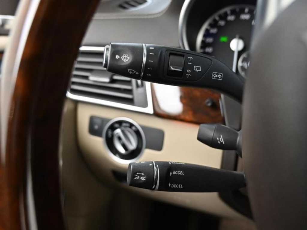 Mercedes Benz GL Class 2013 Blanco - Importación desde Corea - HF Imports Iquique - Foto 17