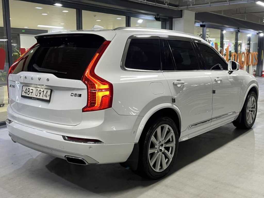 Volvo XC90 - Vista 4