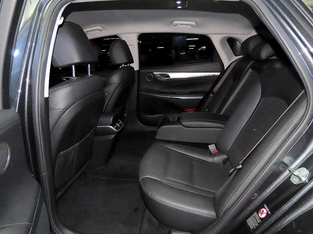 HYUNDAI Grandeur - Vista 7