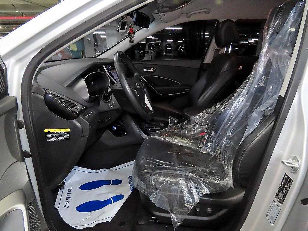 HYUNDAI Santa Fe - Vista 6