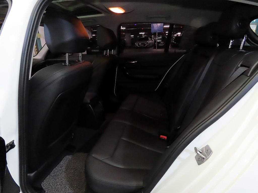 BMW 1 series - Vista 7