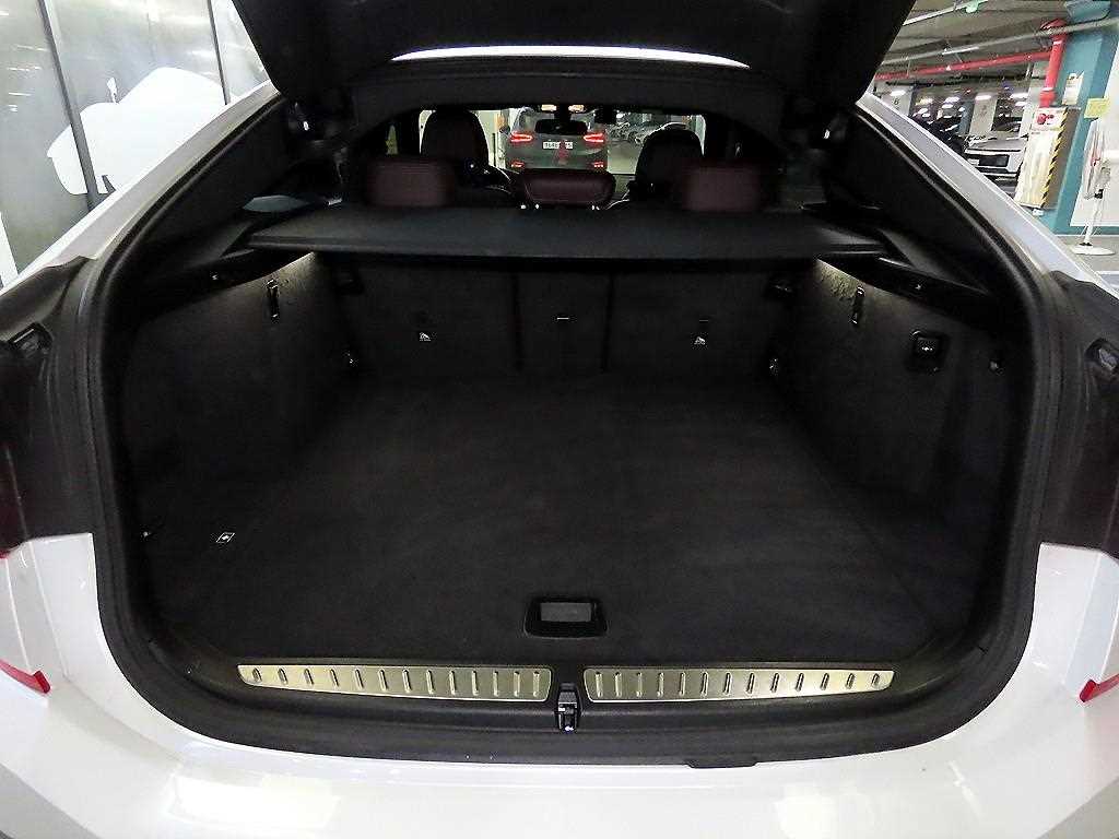 BMW Gran Turismo 2023 Blanco - Importación desde Corea - HF Imports Iquique - Foto 17