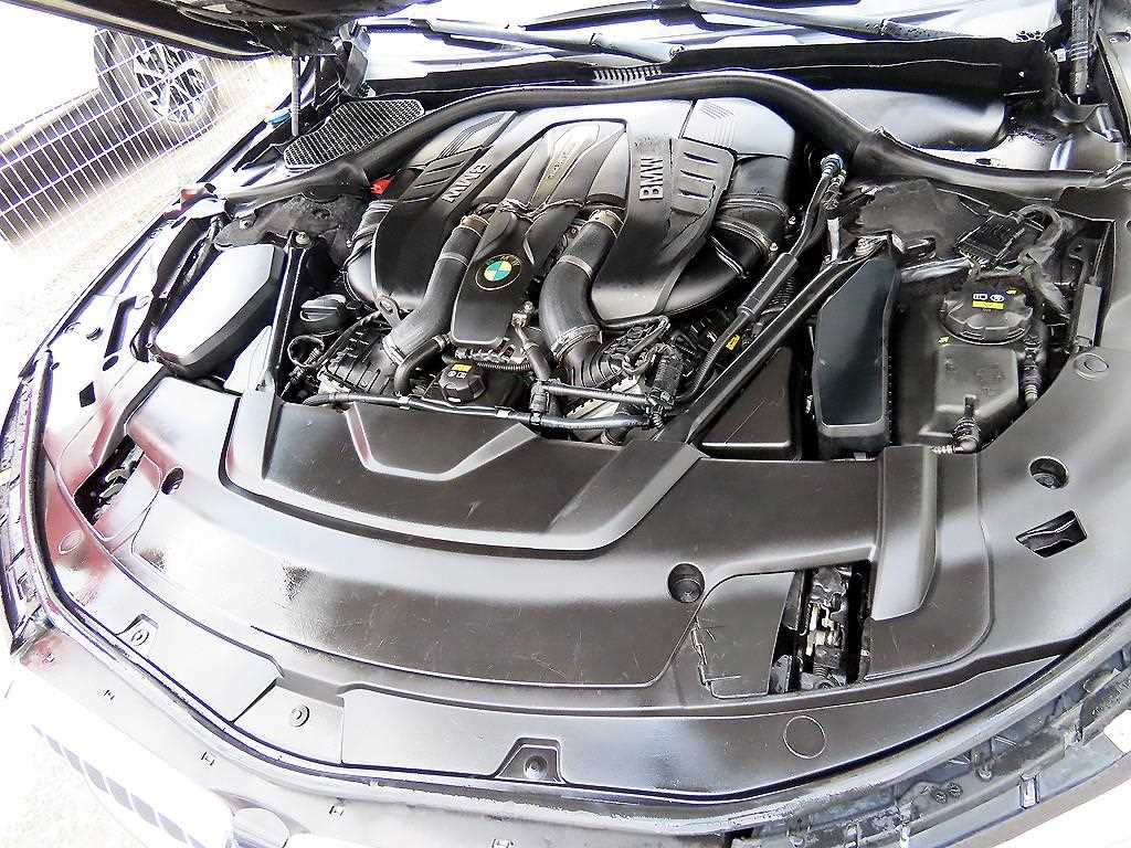 BMW 7 Series 2016 Gris - Importación desde Corea - HF Imports Iquique - Foto 19