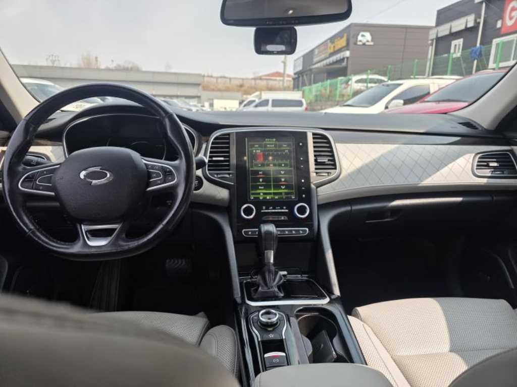 SAMSUNG SM6 - Vista 8