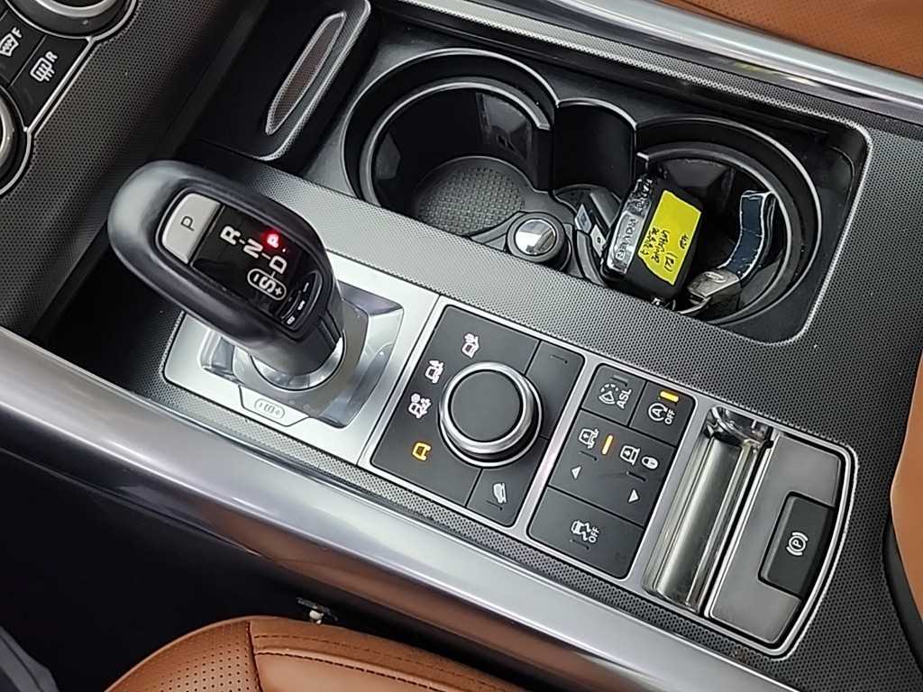 Land Rover Range Rover Sports - Vista 8