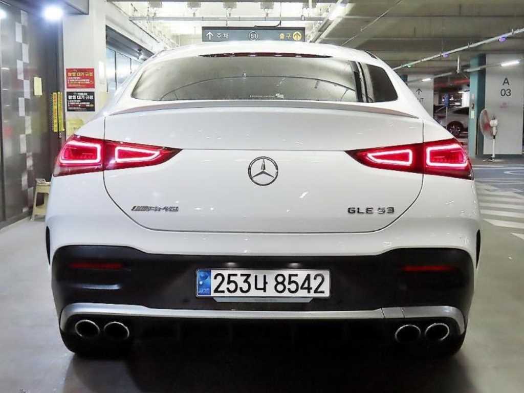 Mercedes Benz GLE Class - Vista 4